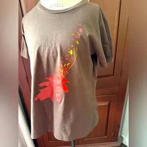 NWOT Woot! Large Fall Leaves Tee 🍂 🍁